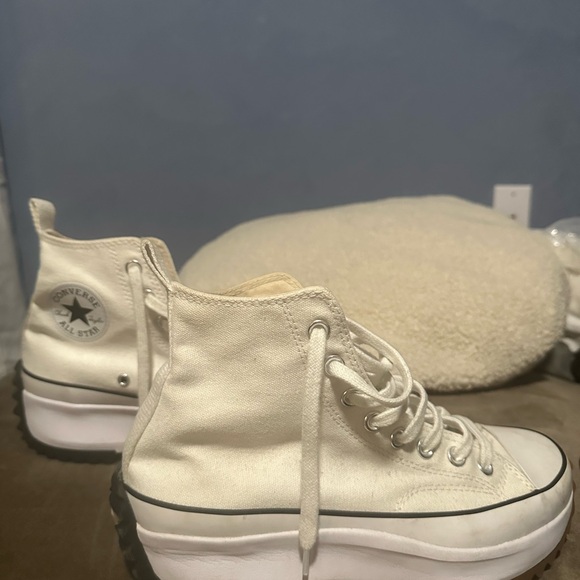Converse Run Star Hike High canvas platform sneakers in white, size: 8.5 Women - Picture 3 of 7